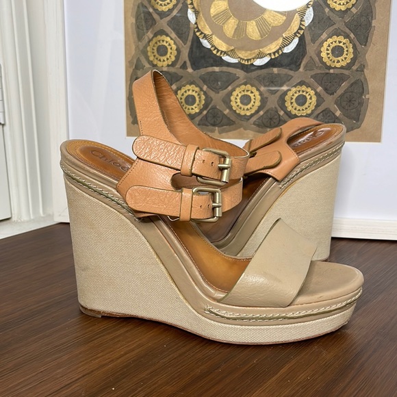 Chloe Wedge heels with leather straps - Picture 1 of 8